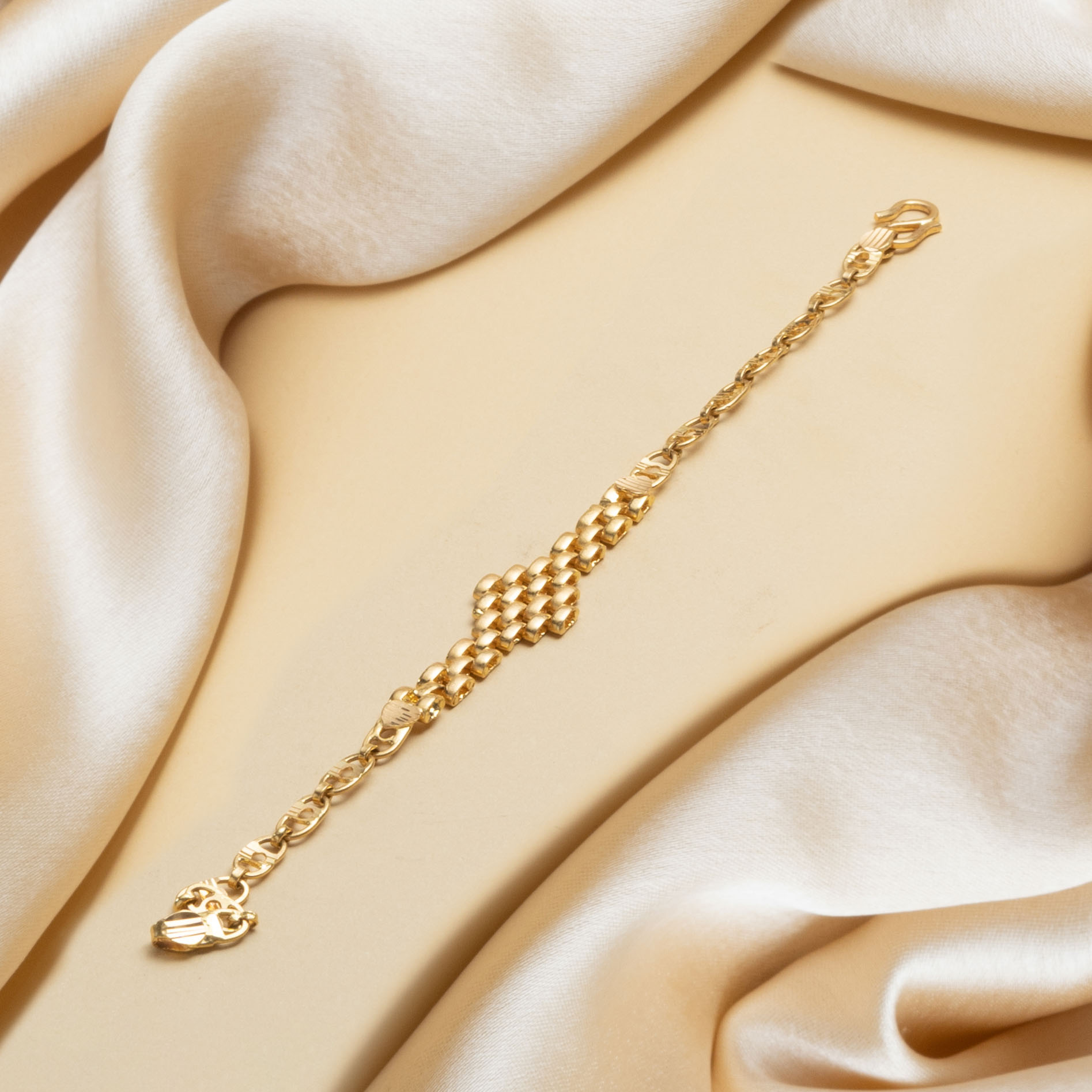 Bracelet